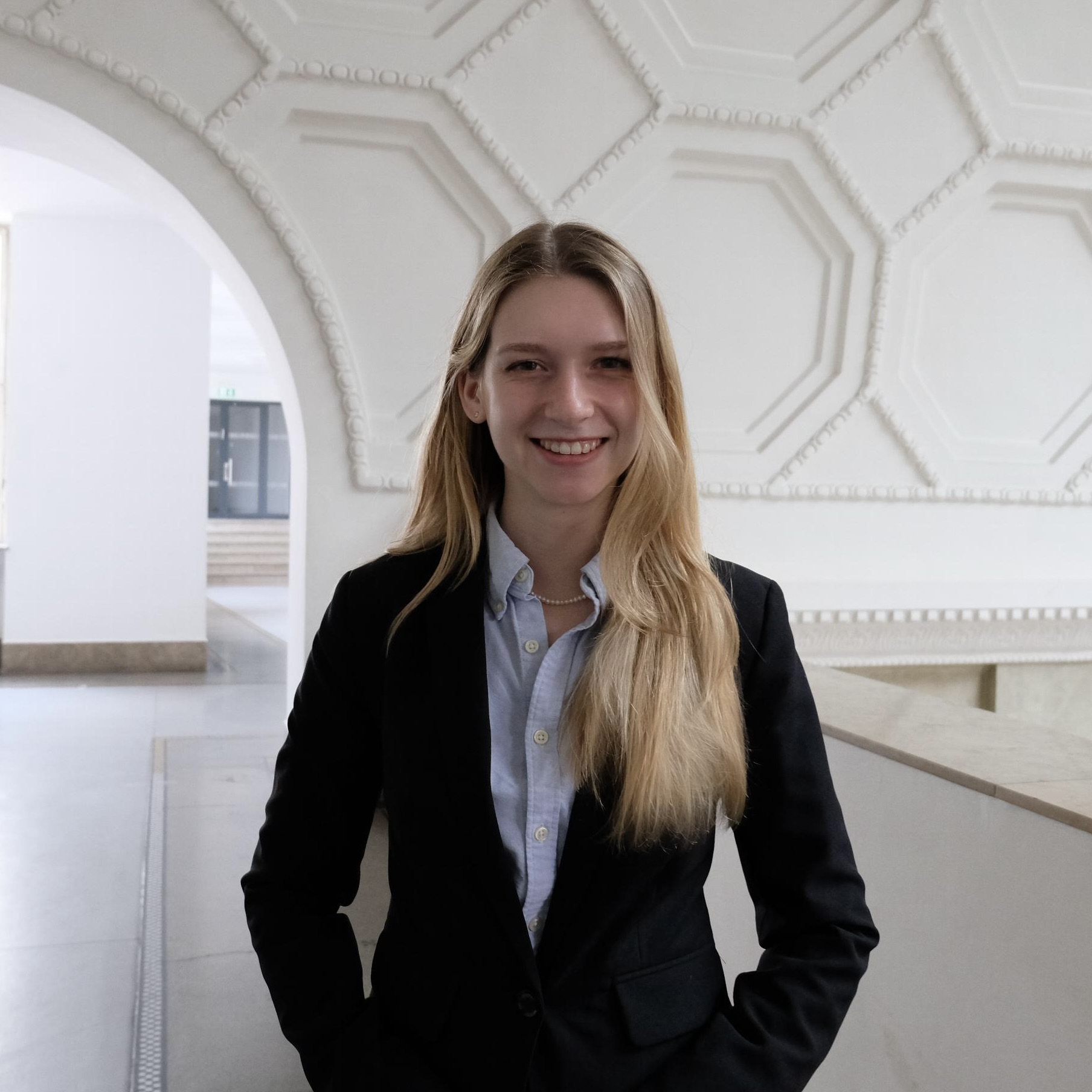 Lisa Bartmann Gremium 9